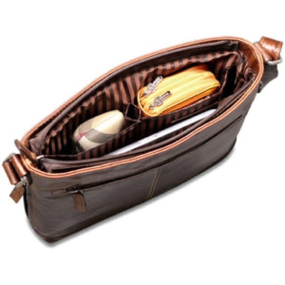 Unisex Jack Georges Voyagers Collection Leather Crossbody - Picture 16 of 16